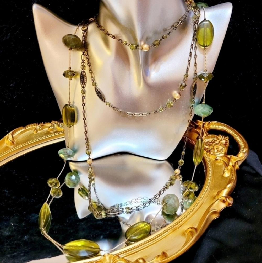Vintage Green Glass & Pink Pearl Layered Antique Gold Necklace Set